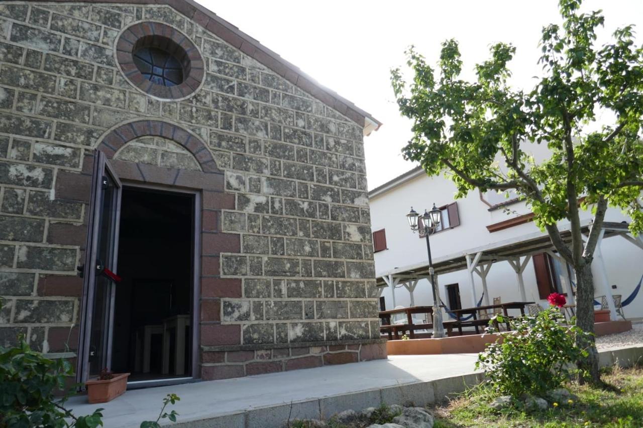 Serra E Mesu Affittacamere Magomadas Kültér fotó