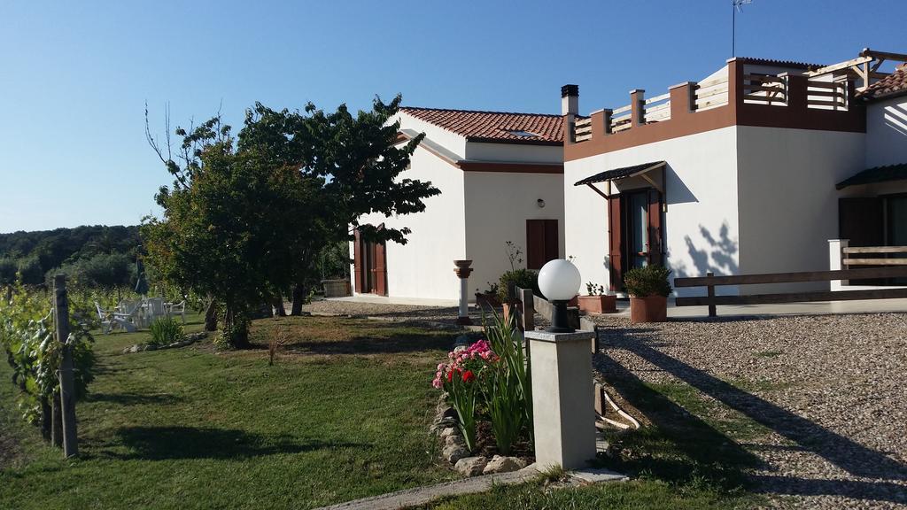 Serra E Mesu Affittacamere Magomadas Kültér fotó